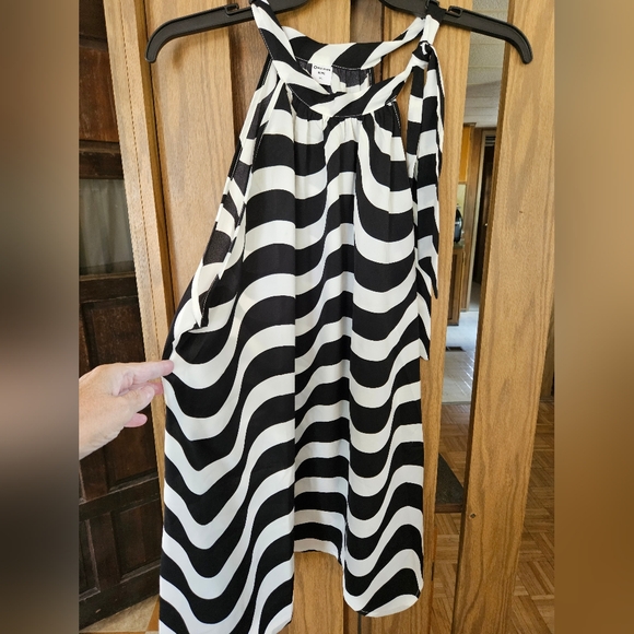 Ohuiman Curve Sz 4xl Swing Top - Picture 1 of 2